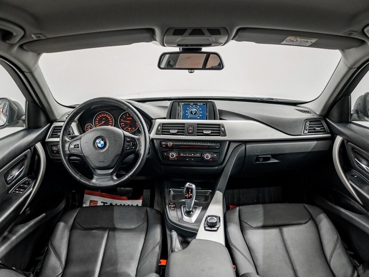 BMW 3 серии 2013 - фото автомобиля