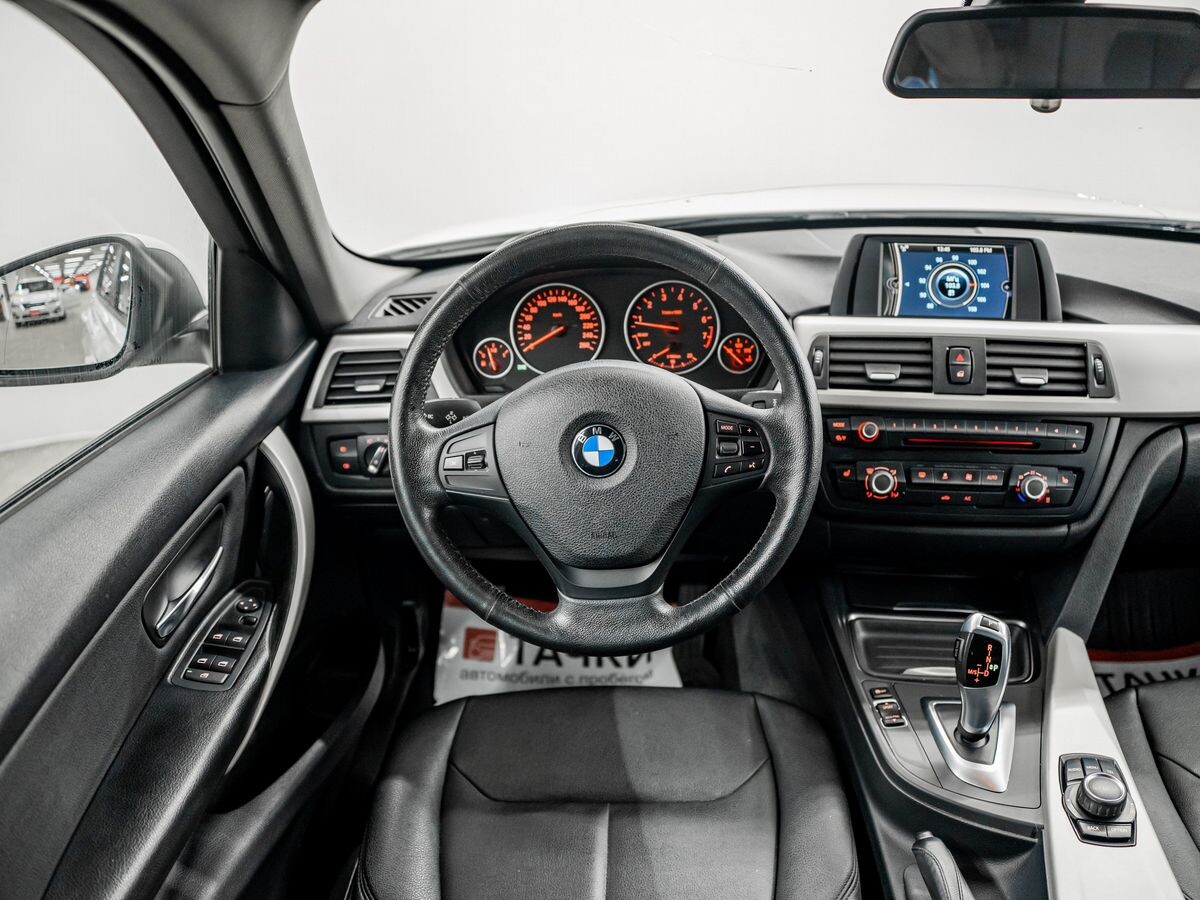 BMW 3 серии 2013 - фото автомобиля