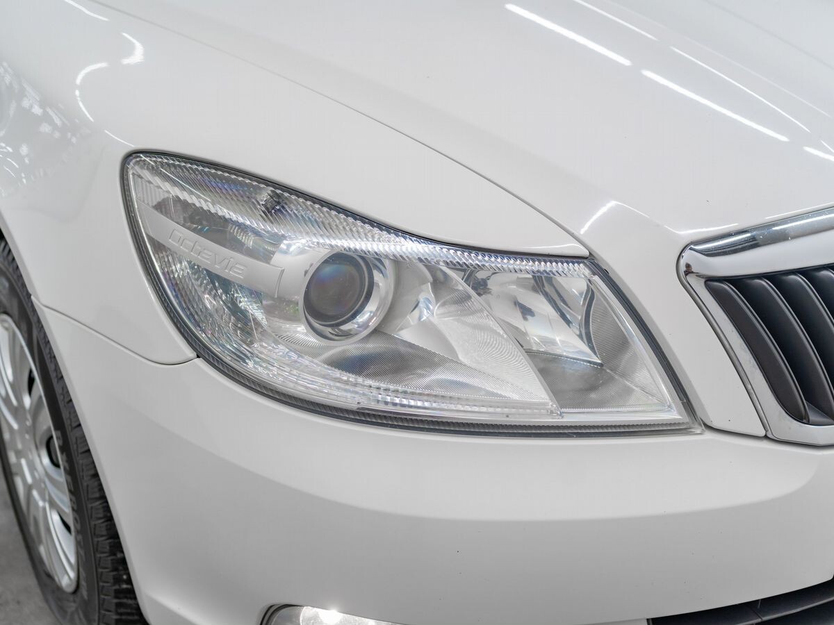 Skoda Octavia 2012 - фото автомобиля