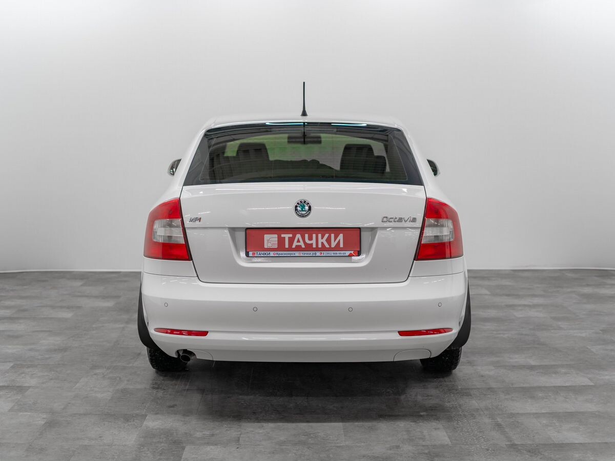 Skoda Octavia 2012 - фото автомобиля