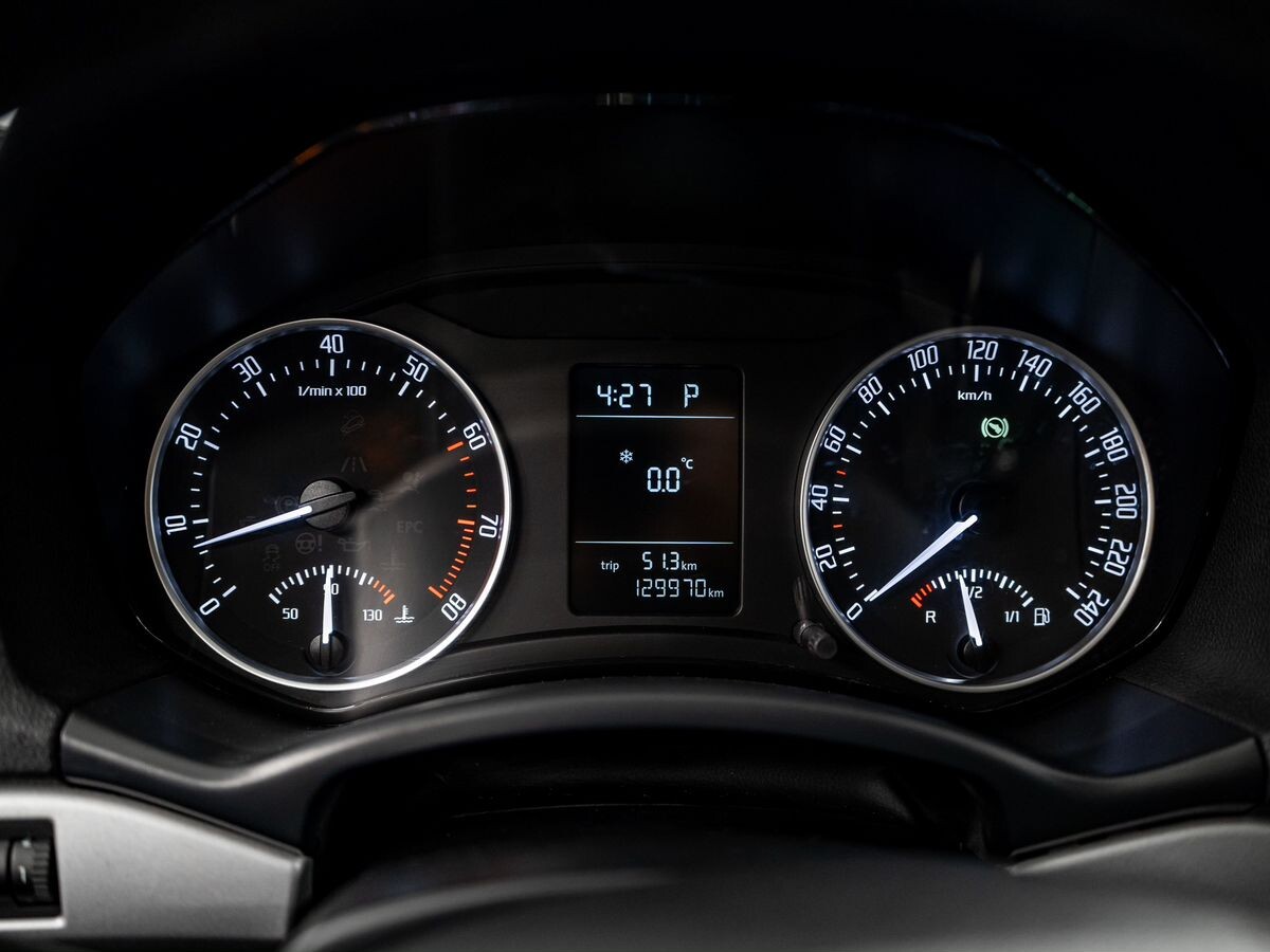 Skoda Octavia 2012 - фото автомобиля