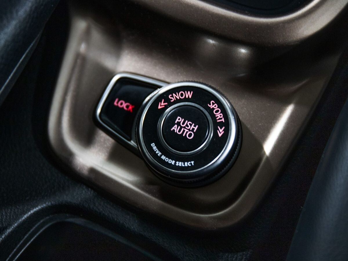 Suzuki Escudo 2020 - фото автомобиля