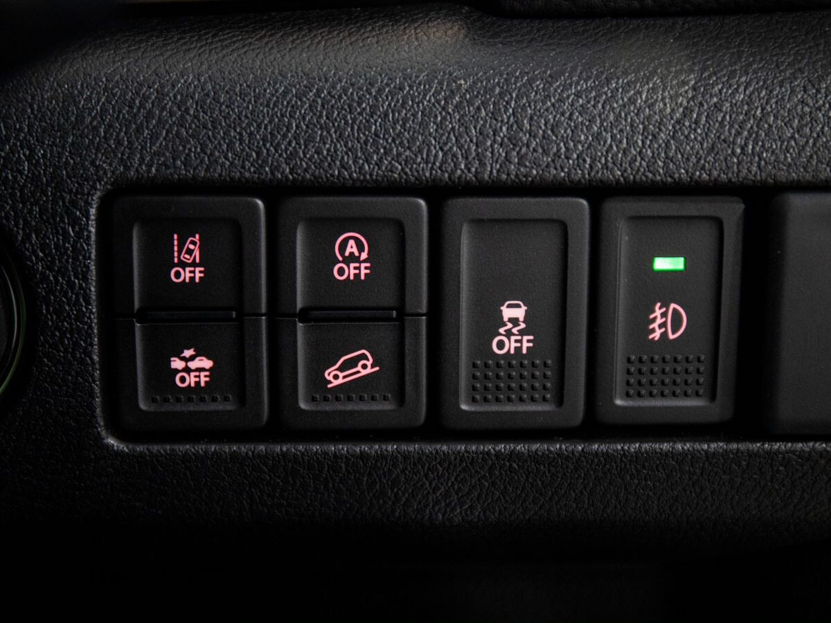 Suzuki Escudo 2020 - фото автомобиля