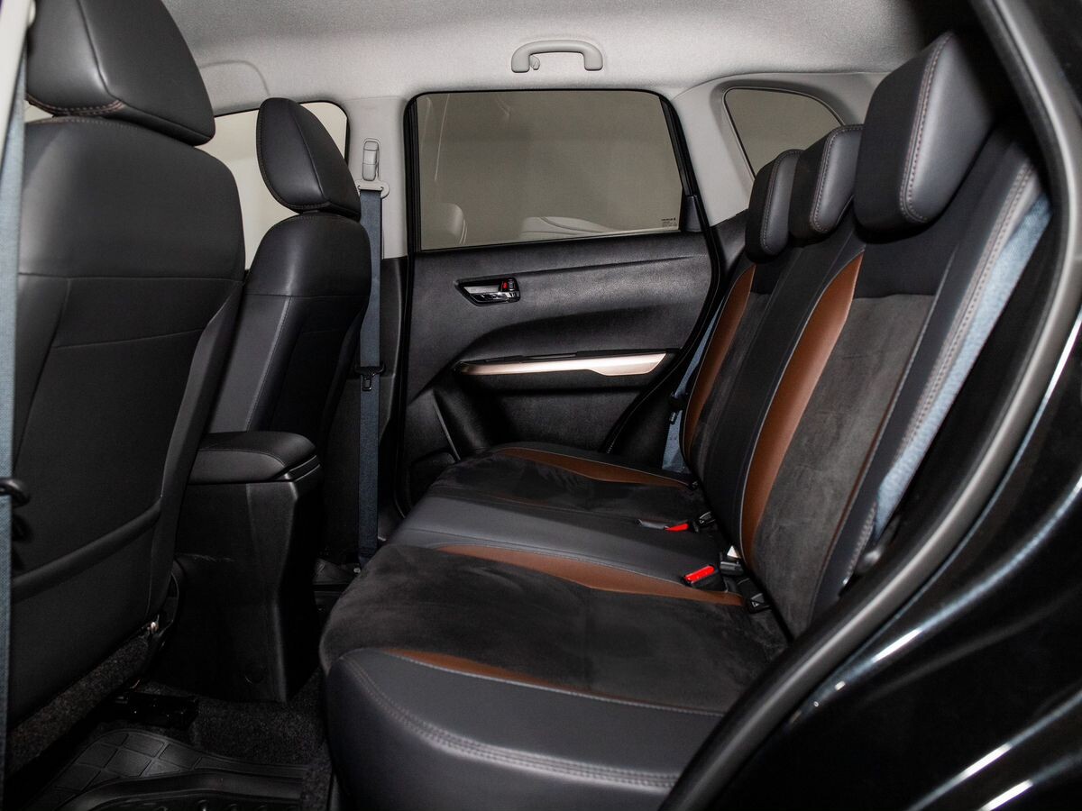 Suzuki Escudo 2020 - фото автомобиля