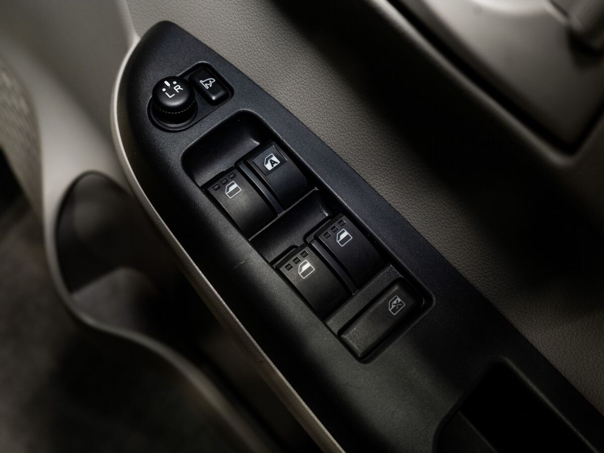 Toyota Passo 2016 - фото автомобиля