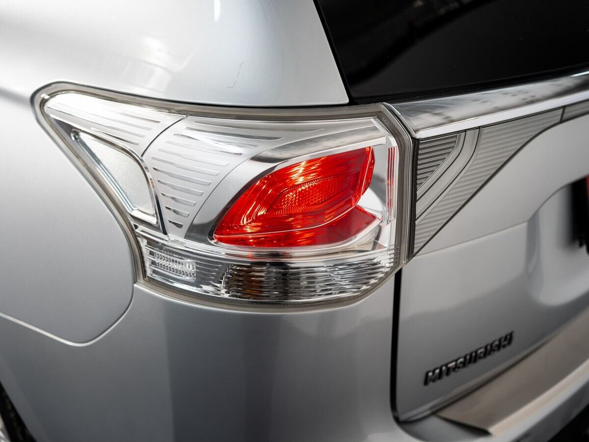 Mitsubishi Outlander 2013 - фото автомобиля