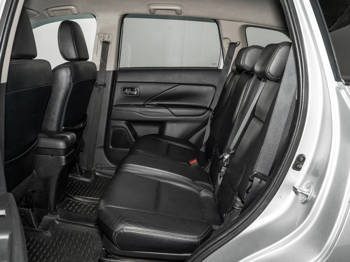 Mitsubishi Outlander 2013 - фото автомобиля