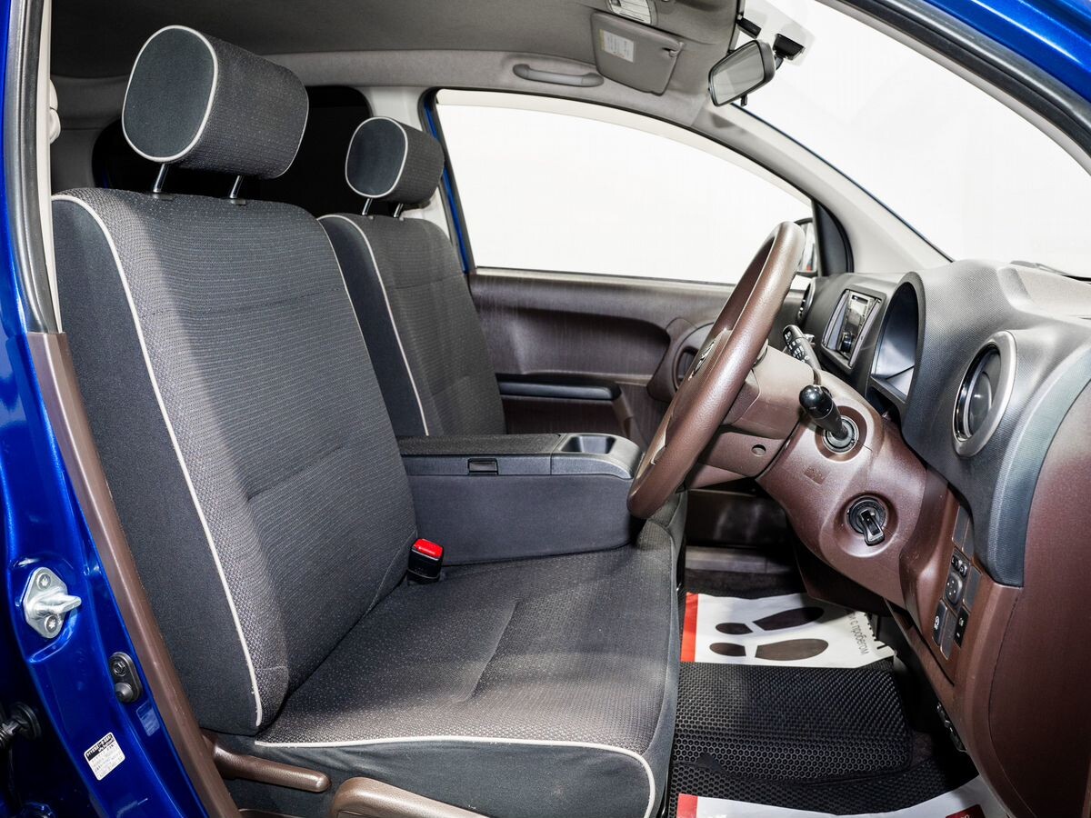 Toyota Passo 2015 - фото автомобиля