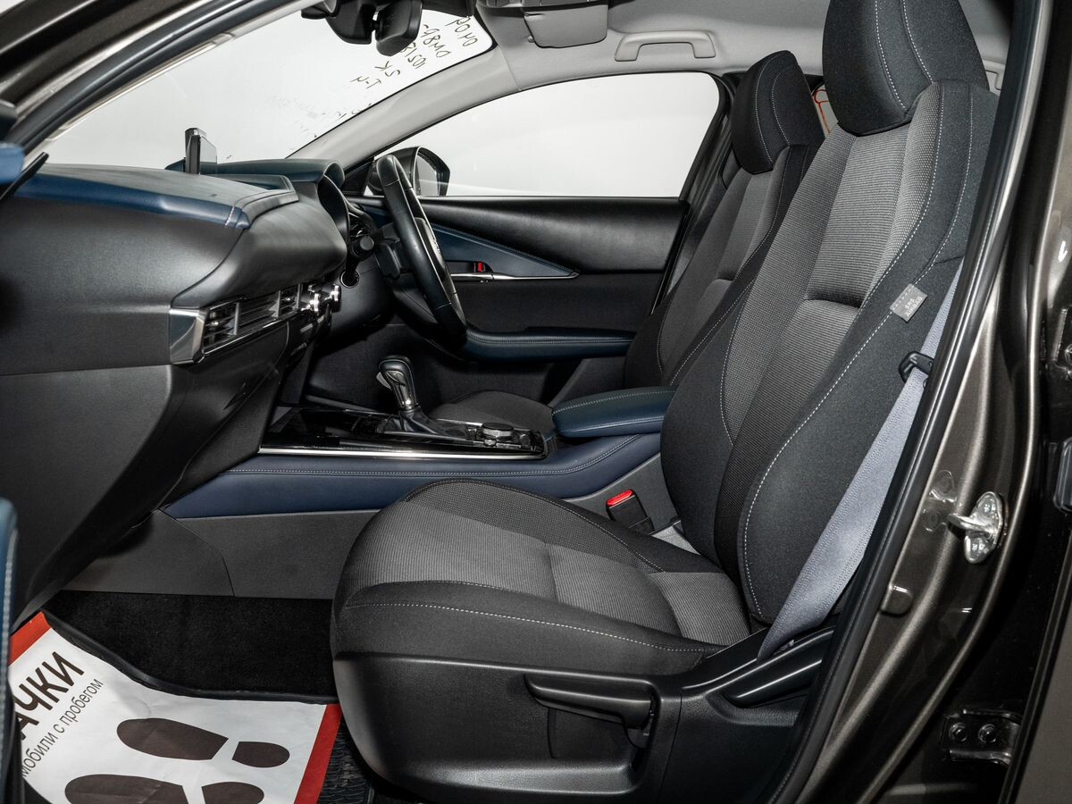 Mazda CX-30 2019 - фото автомобиля