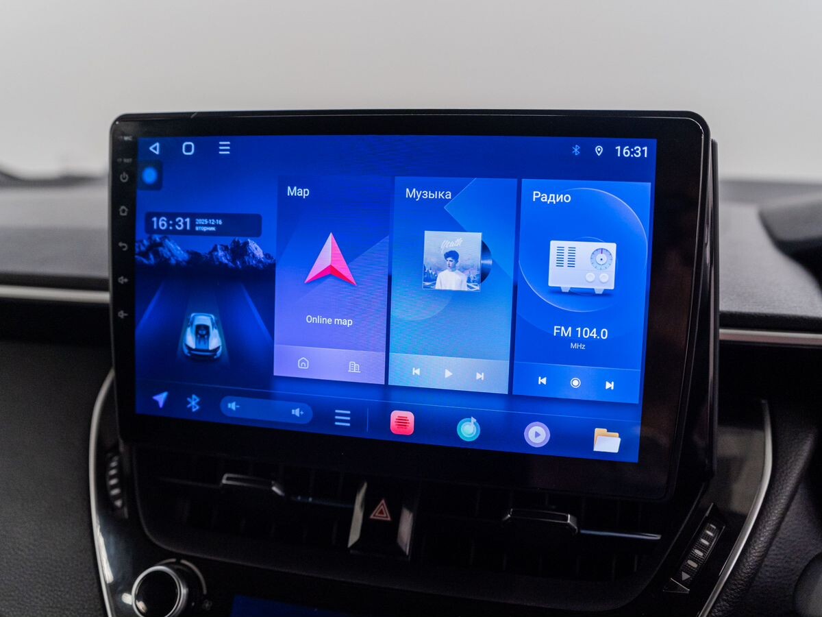 Toyota Corolla 2019 - фото автомобиля