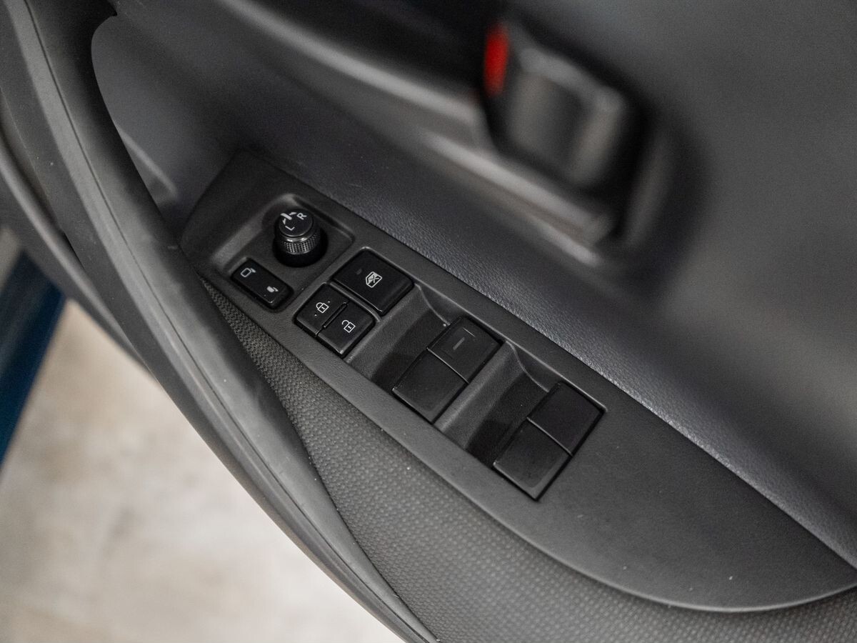 Toyota Corolla 2019 - фото автомобиля