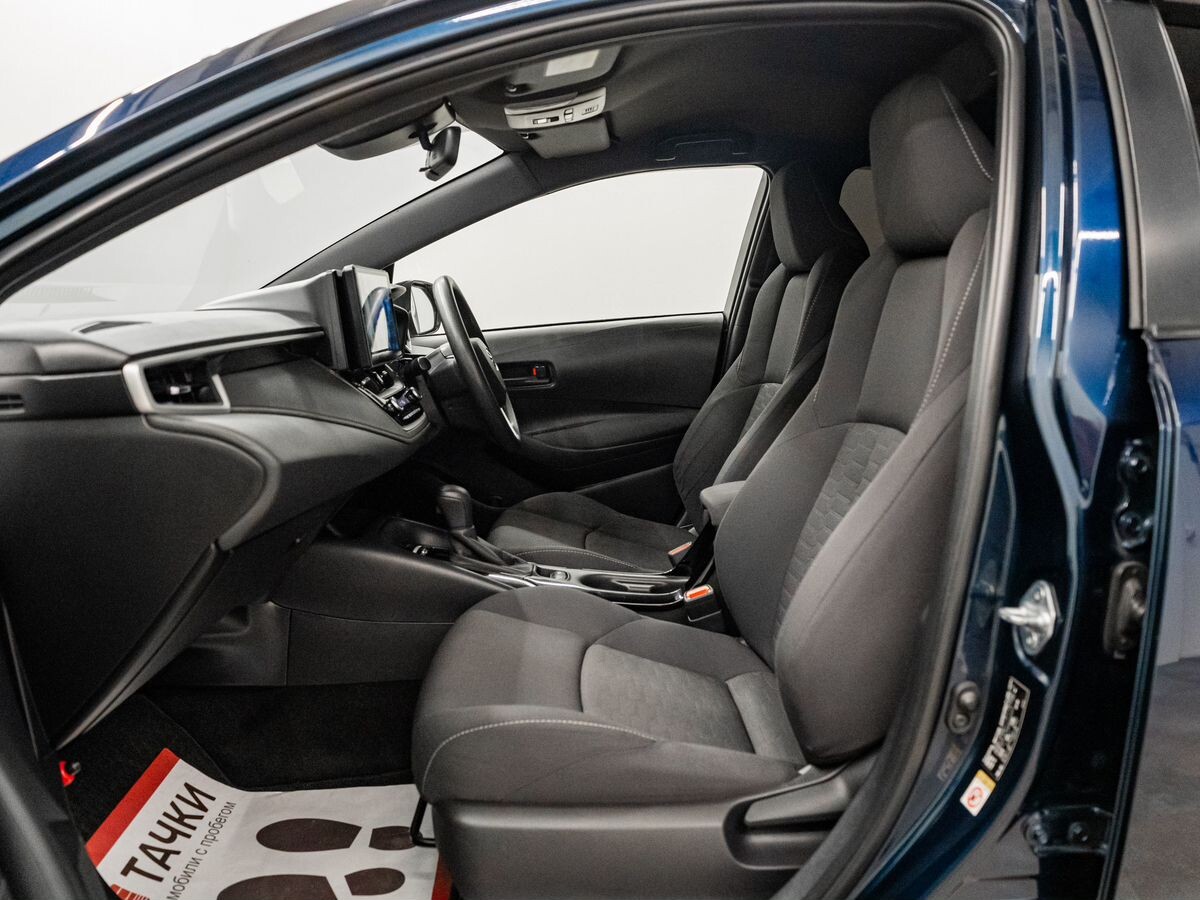 Toyota Corolla 2019 - фото автомобиля