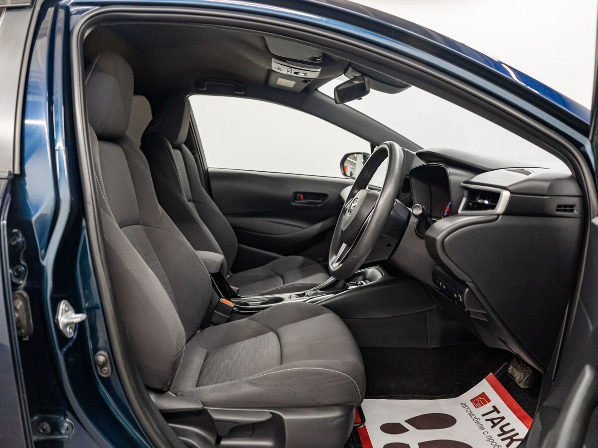 Toyota Corolla 2019 - фото автомобиля