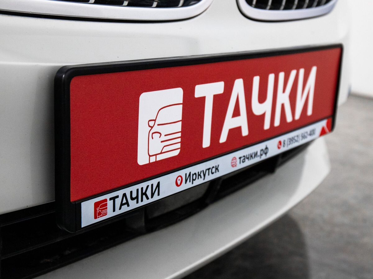 BMW 5 серии 2017 - фото автомобиля