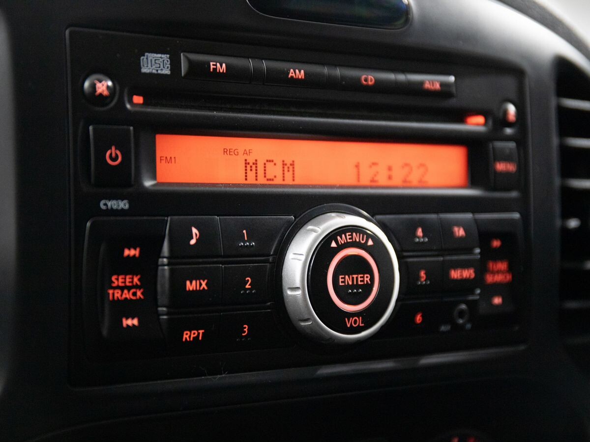 Nissan Juke 2014 - фото автомобиля