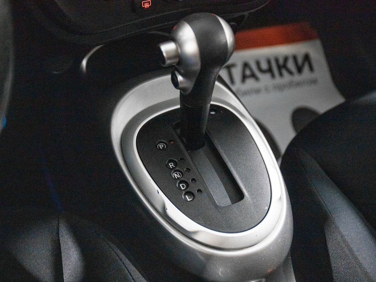 Nissan Juke 2014 - фото автомобиля