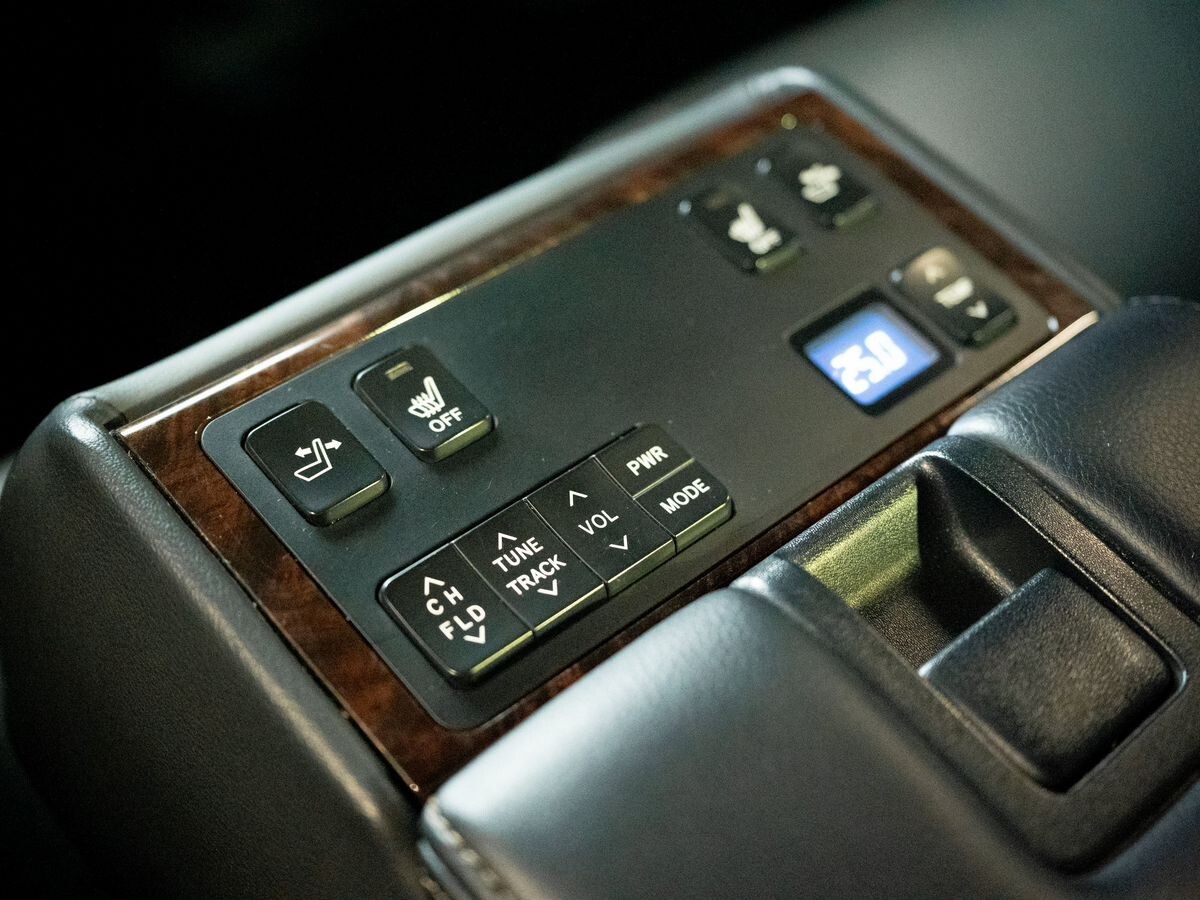 Toyota Camry 2015 - фото автомобиля