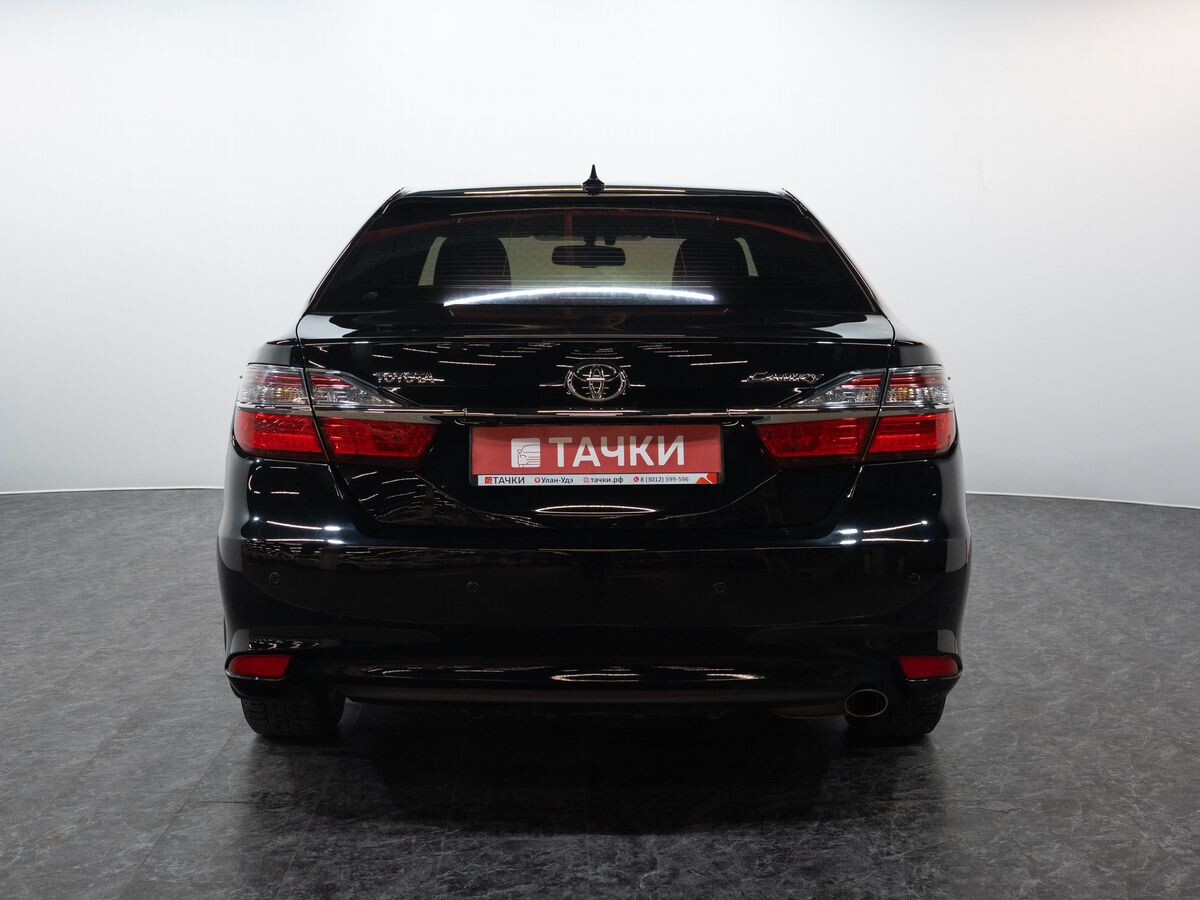 Toyota Camry 2015 - фото автомобиля