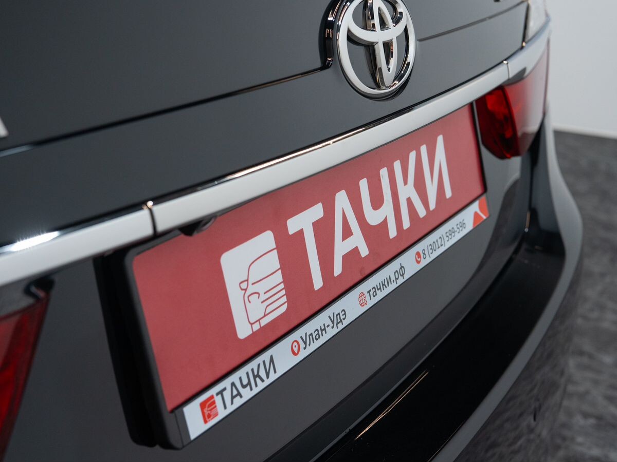 Toyota Camry 2015 - фото автомобиля