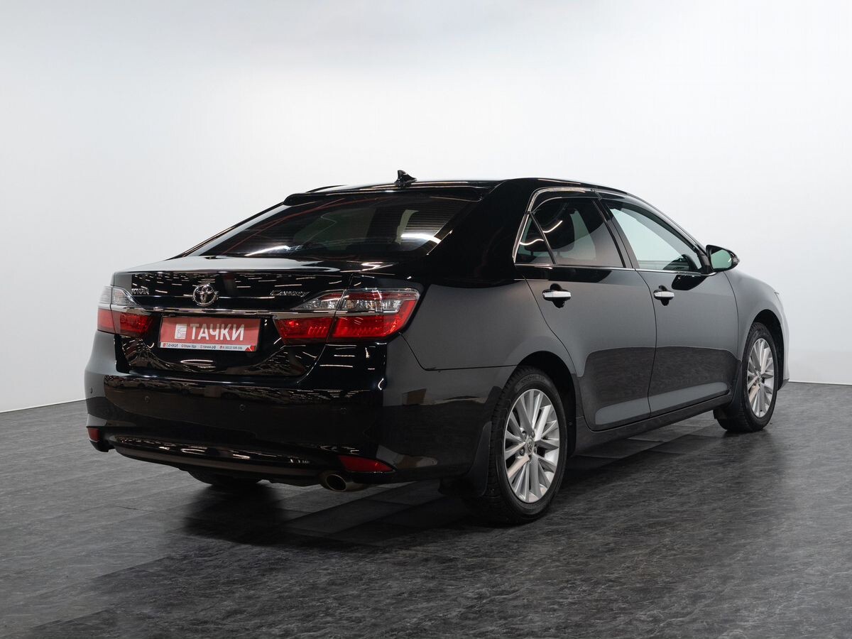 Toyota Camry 2015 - фото автомобиля