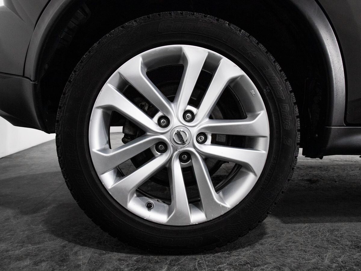 Nissan Juke 2012 - фото автомобиля