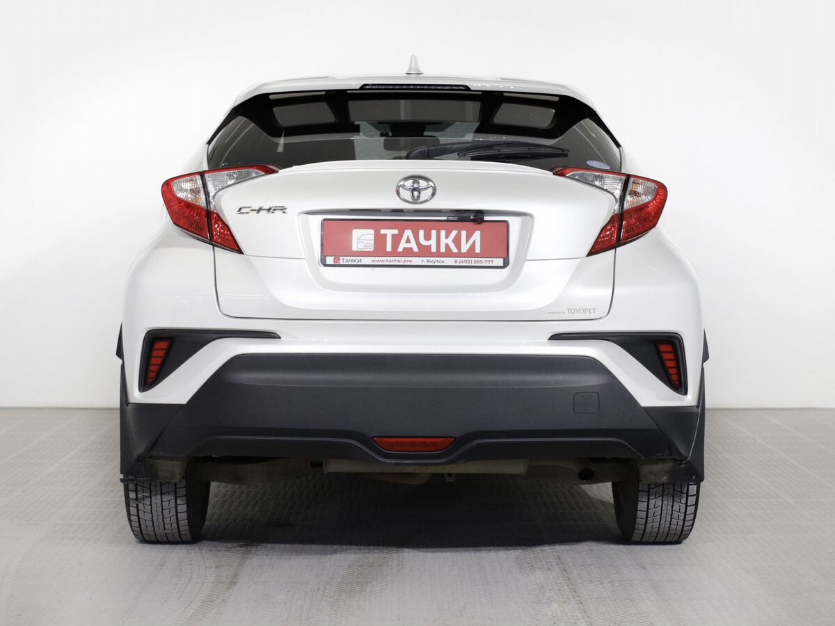 Toyota C-HR 2019 - фото автомобиля
