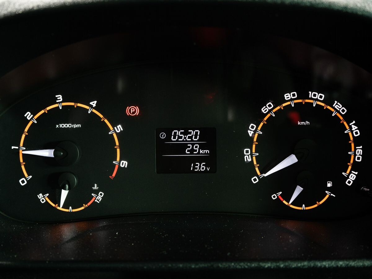 Lada (ВАЗ) Niva Legend 2025 - фото автомобиля