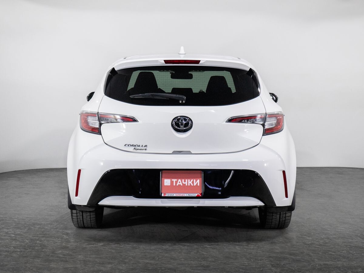 Toyota Corolla 2018 - фото автомобиля