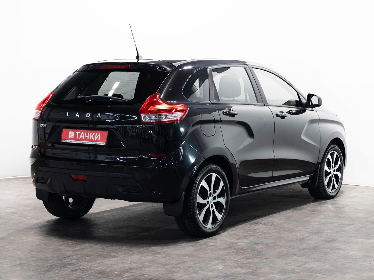 Lada (ВАЗ) XRAY 2017 - фото автомобиля
