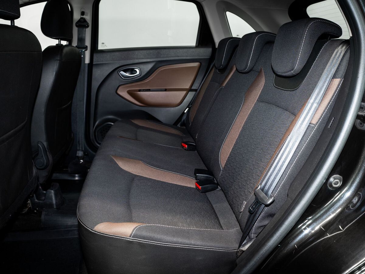 Lada (ВАЗ) XRAY 2017 - фото автомобиля