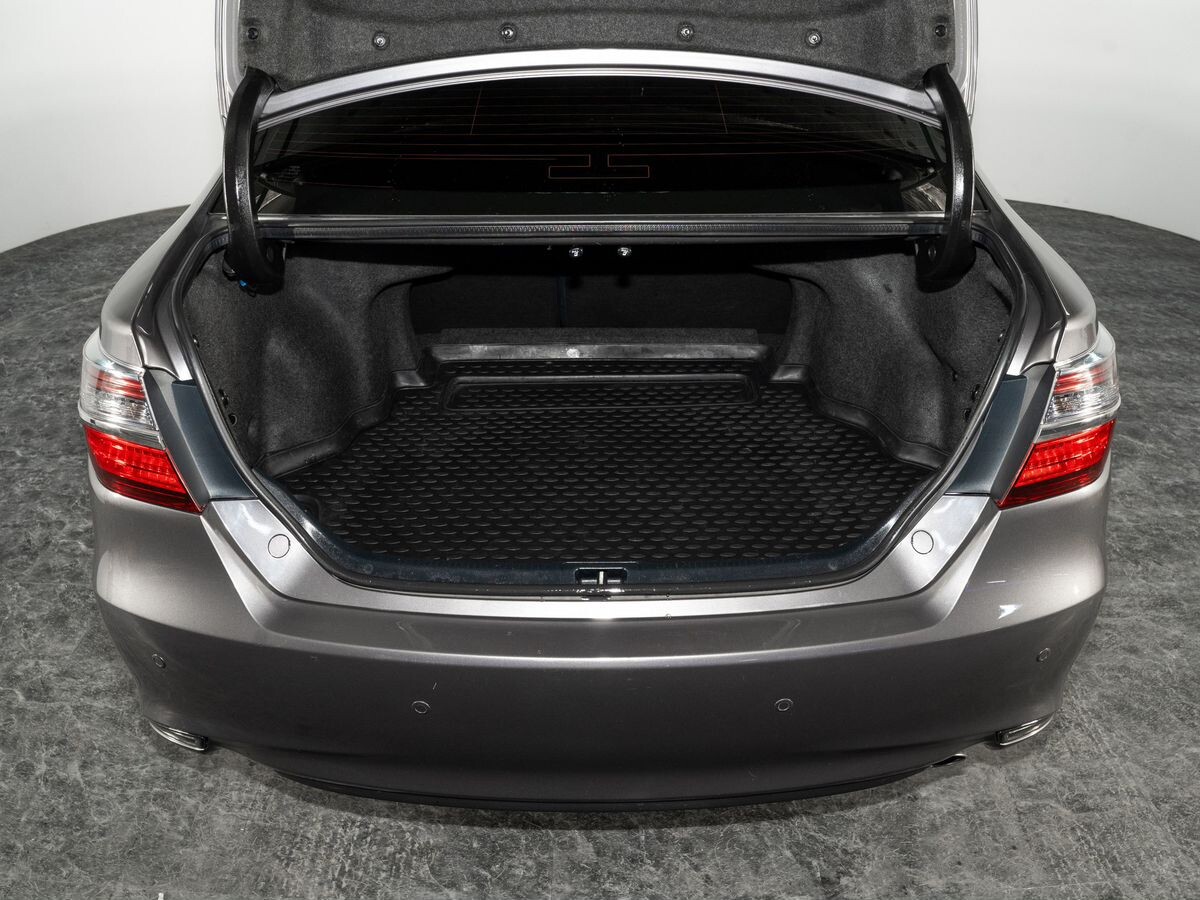 Toyota Camry 2015 - фото автомобиля