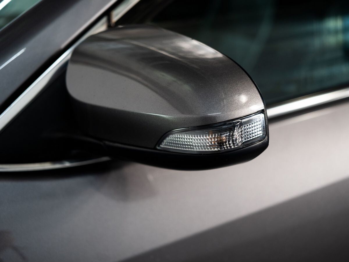 Toyota Camry 2015 - фото автомобиля