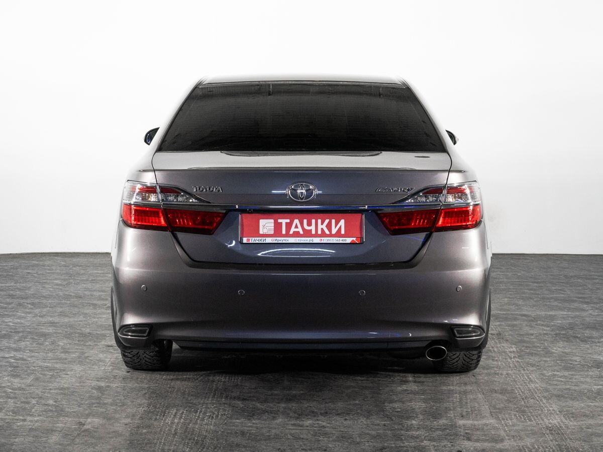 Toyota Camry 2015 - фото автомобиля