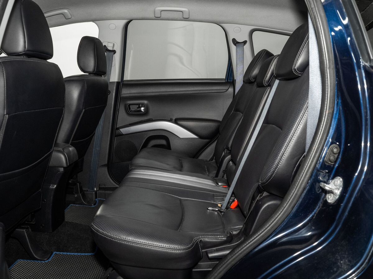 Mitsubishi Outlander 2011 - фото автомобиля