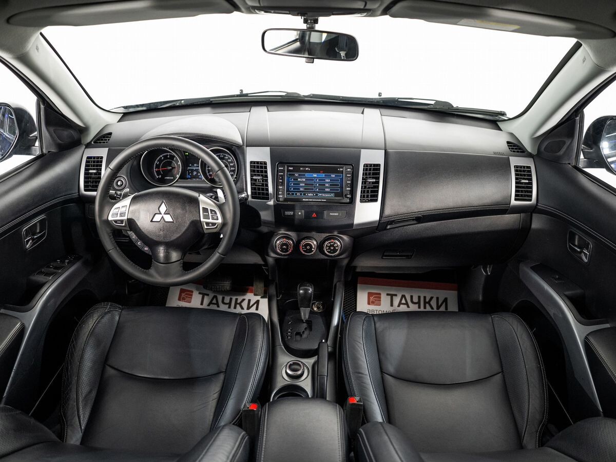 Mitsubishi Outlander 2011 - фото автомобиля