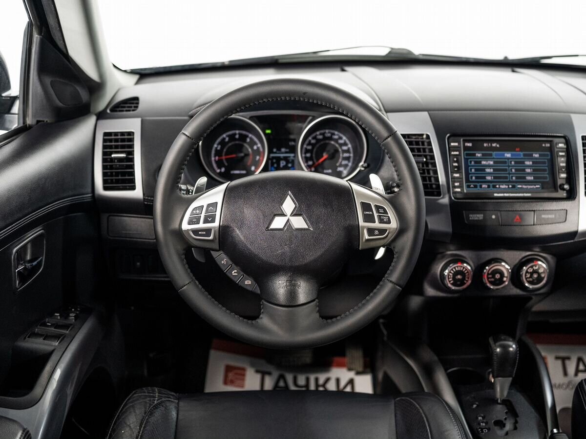 Mitsubishi Outlander 2011 - фото автомобиля