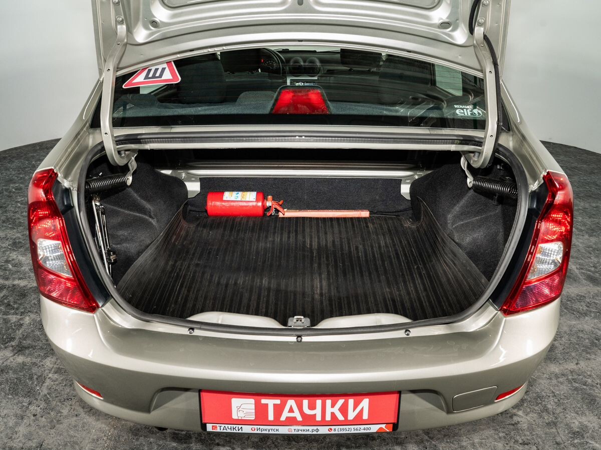 Renault Logan 2011 - фото автомобиля