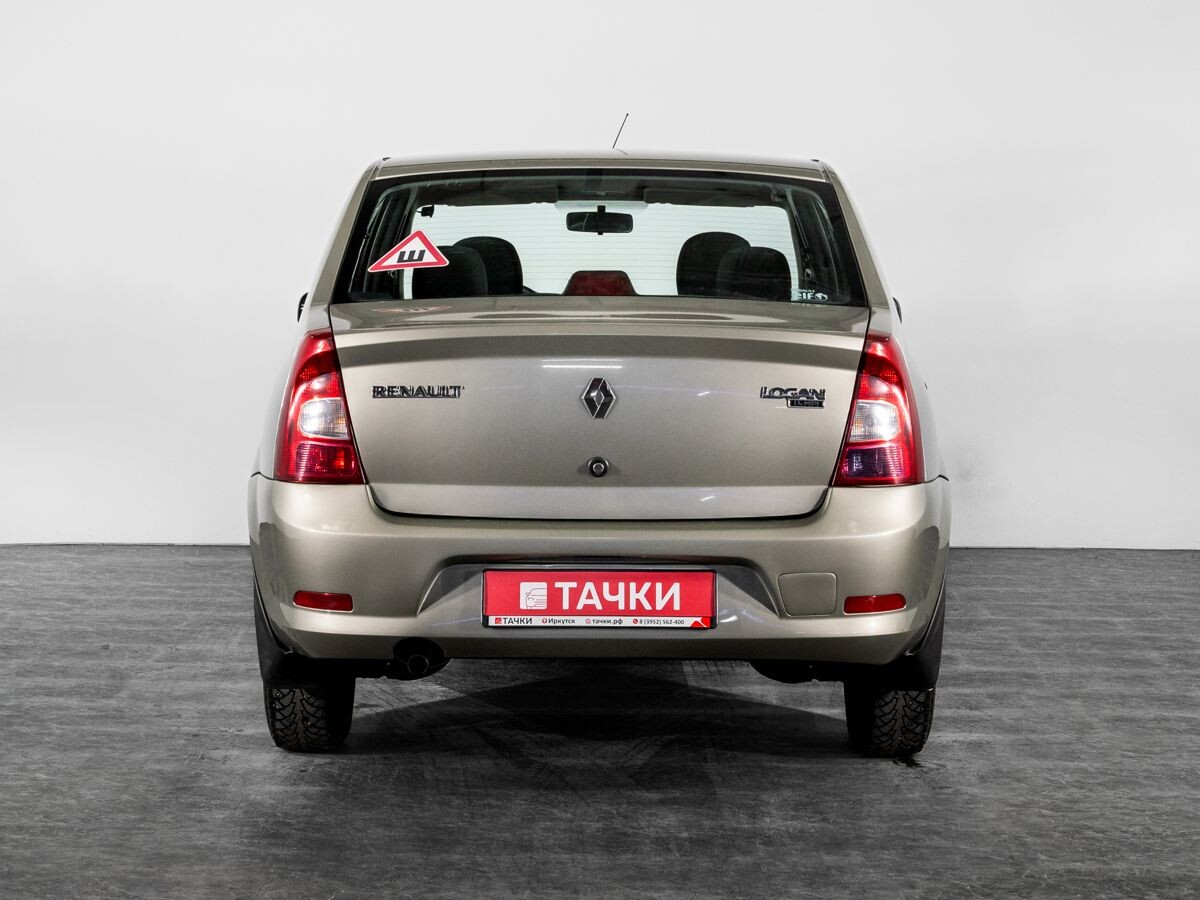 Renault Logan 2011 - фото автомобиля