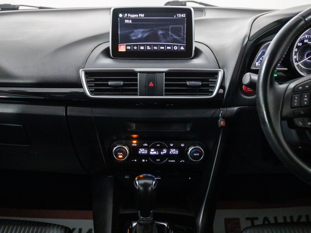 Mazda Axela 2014 - фото автомобиля