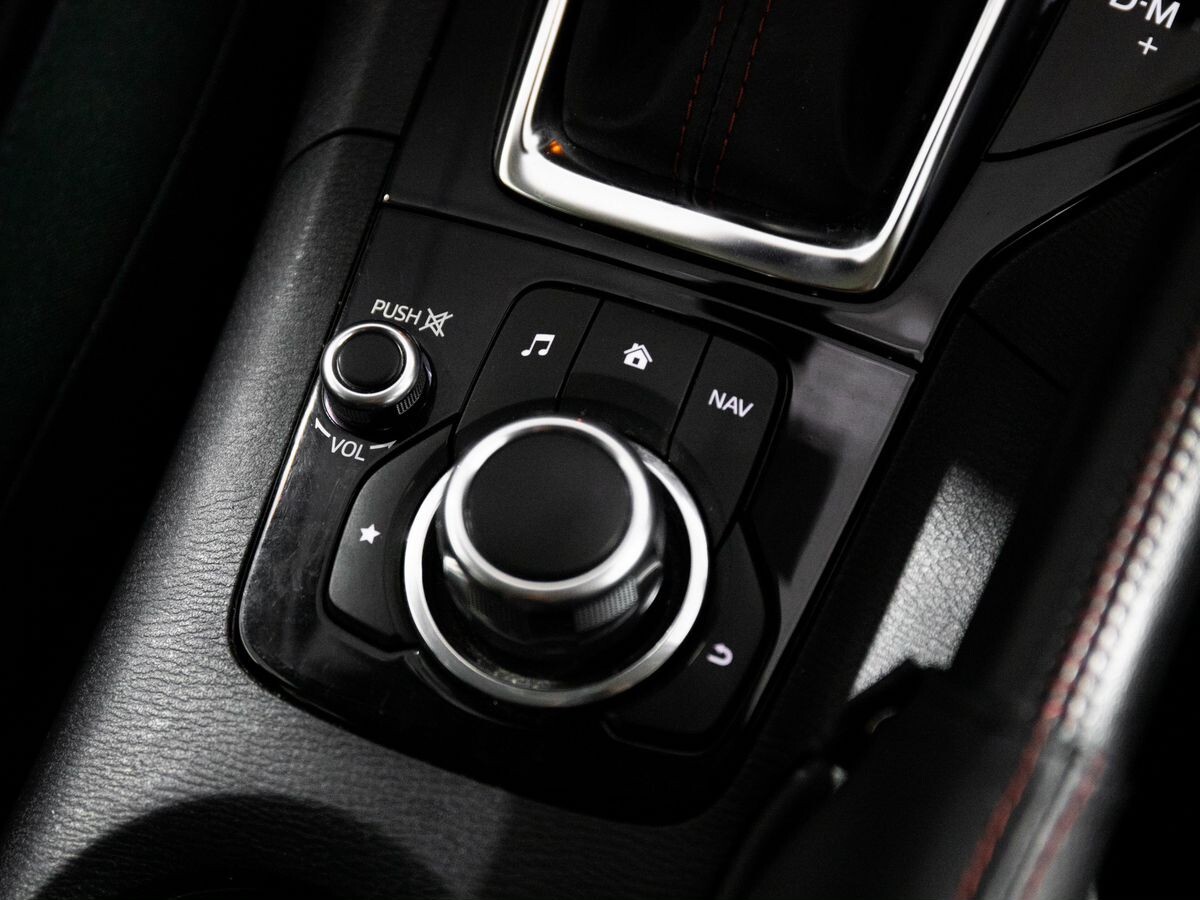 Mazda Axela 2014 - фото автомобиля