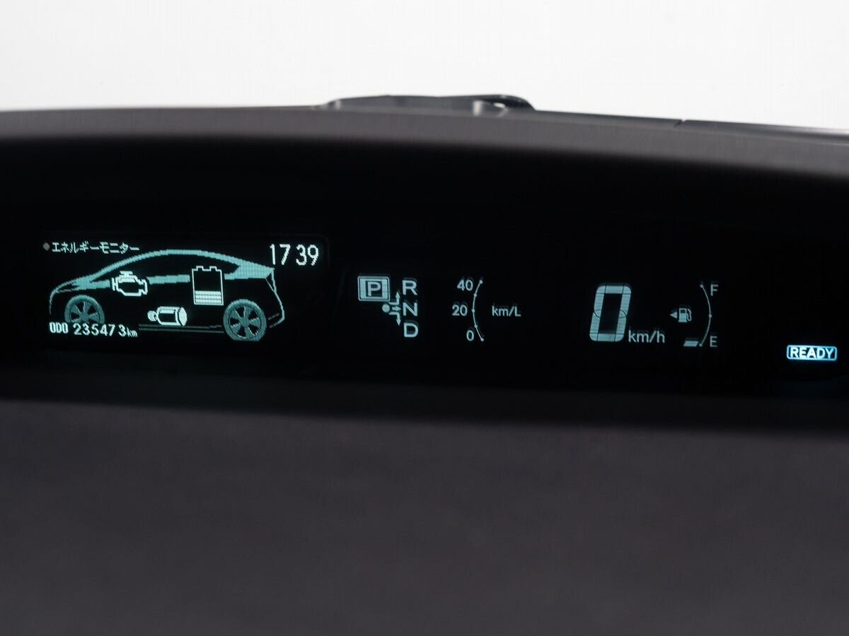 Toyota Prius 2010 - фото автомобиля