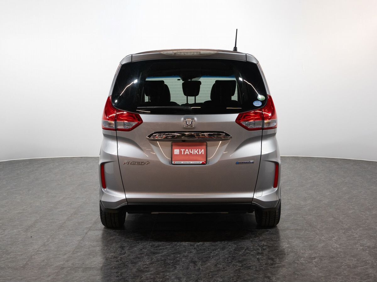 Honda Freed 2017 - фото автомобиля