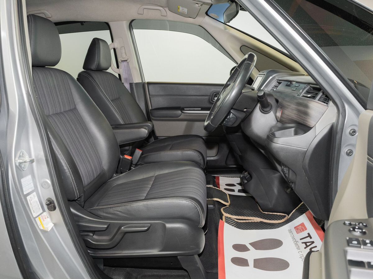 Honda Freed 2017 - фото автомобиля