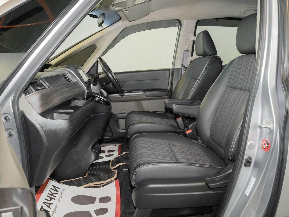 Honda Freed 2017 - фото автомобиля