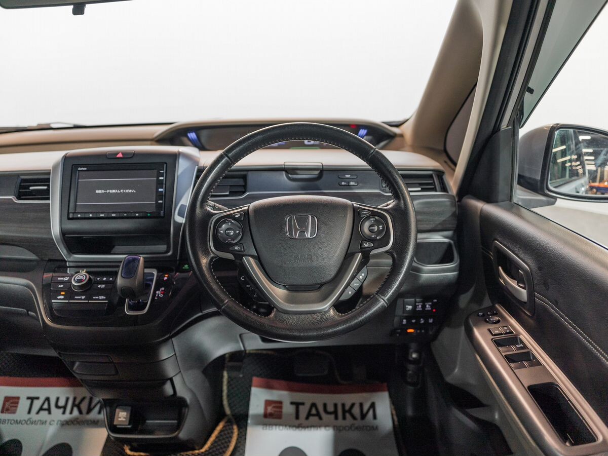 Honda Freed 2017 - фото автомобиля