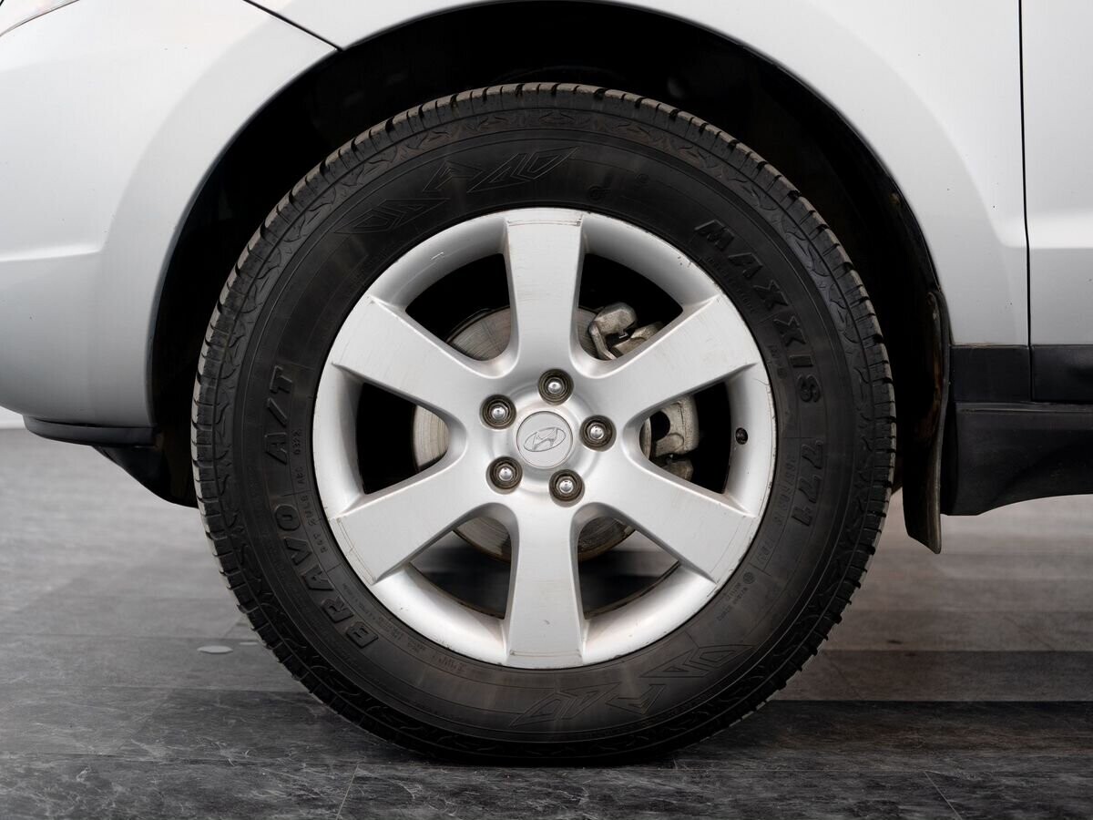 Hyundai Santa Fe 2009 - фото автомобиля