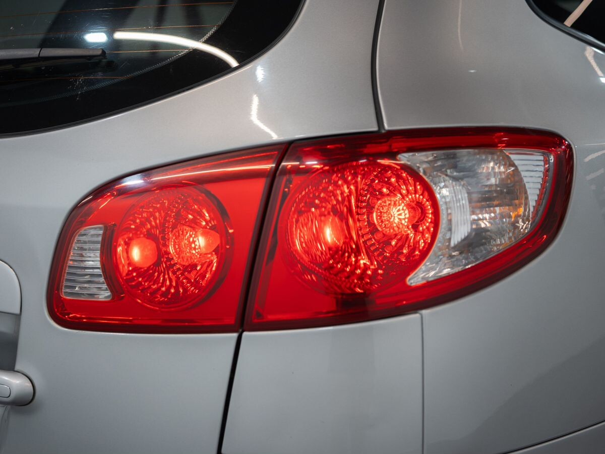 Hyundai Santa Fe 2009 - фото автомобиля