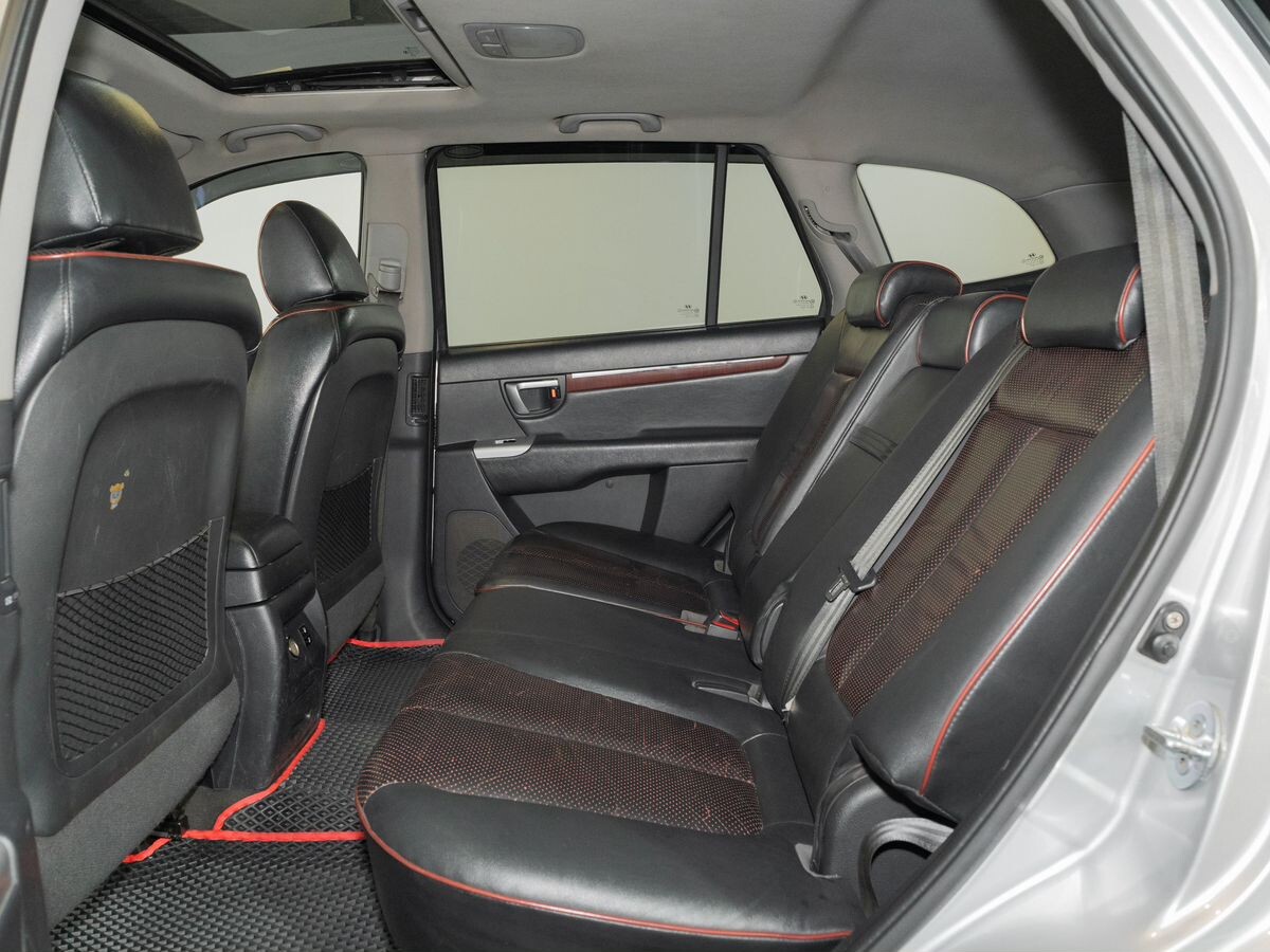 Hyundai Santa Fe 2009 - фото автомобиля