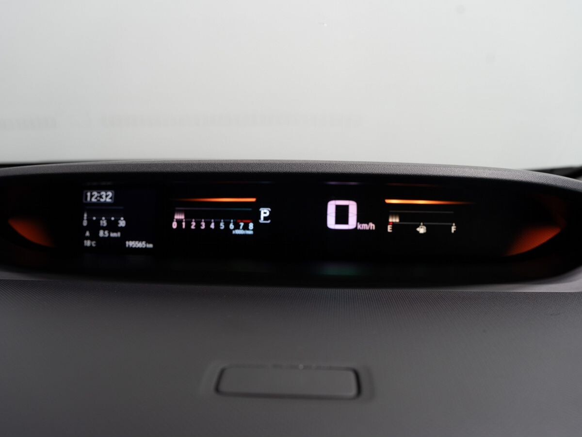 Honda Stepwgn 2018 - фото автомобиля