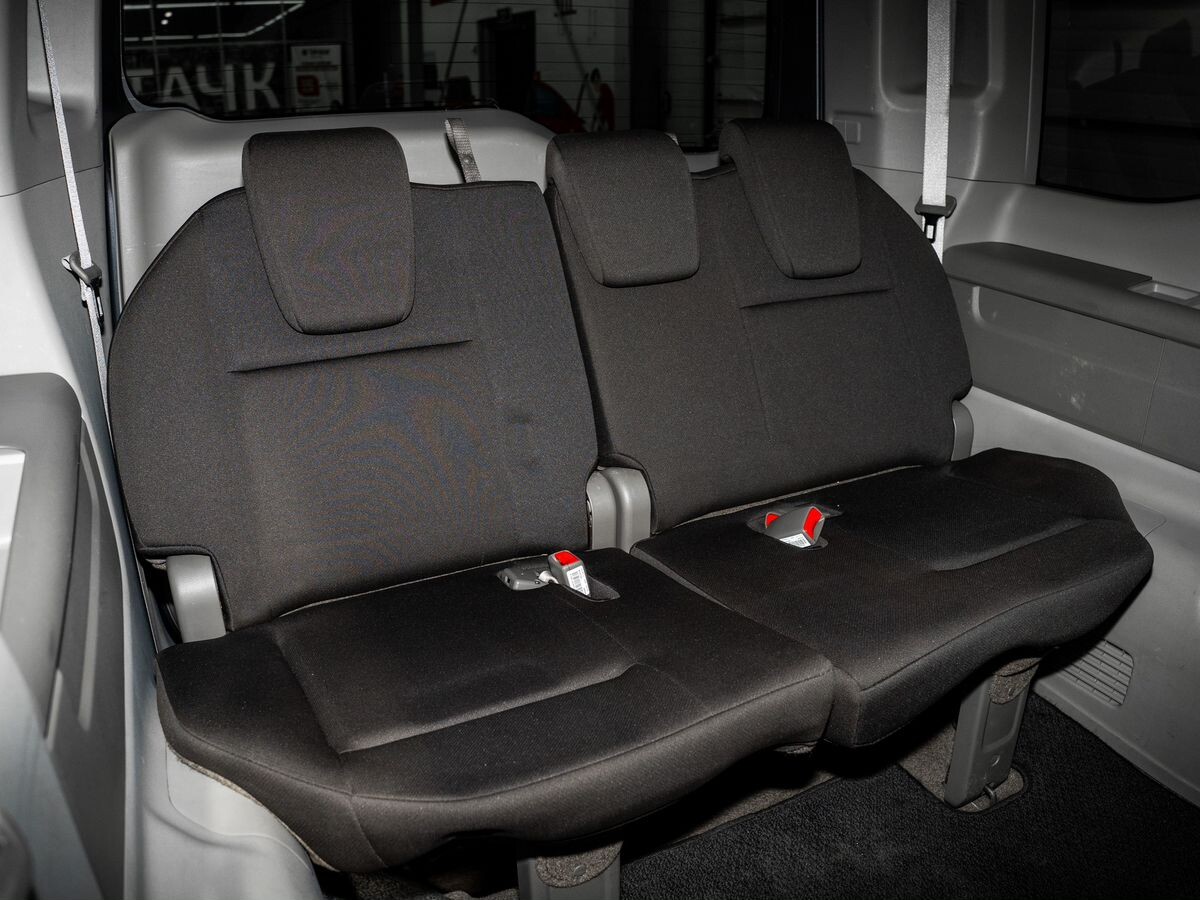 Honda Stepwgn 2018 - фото автомобиля